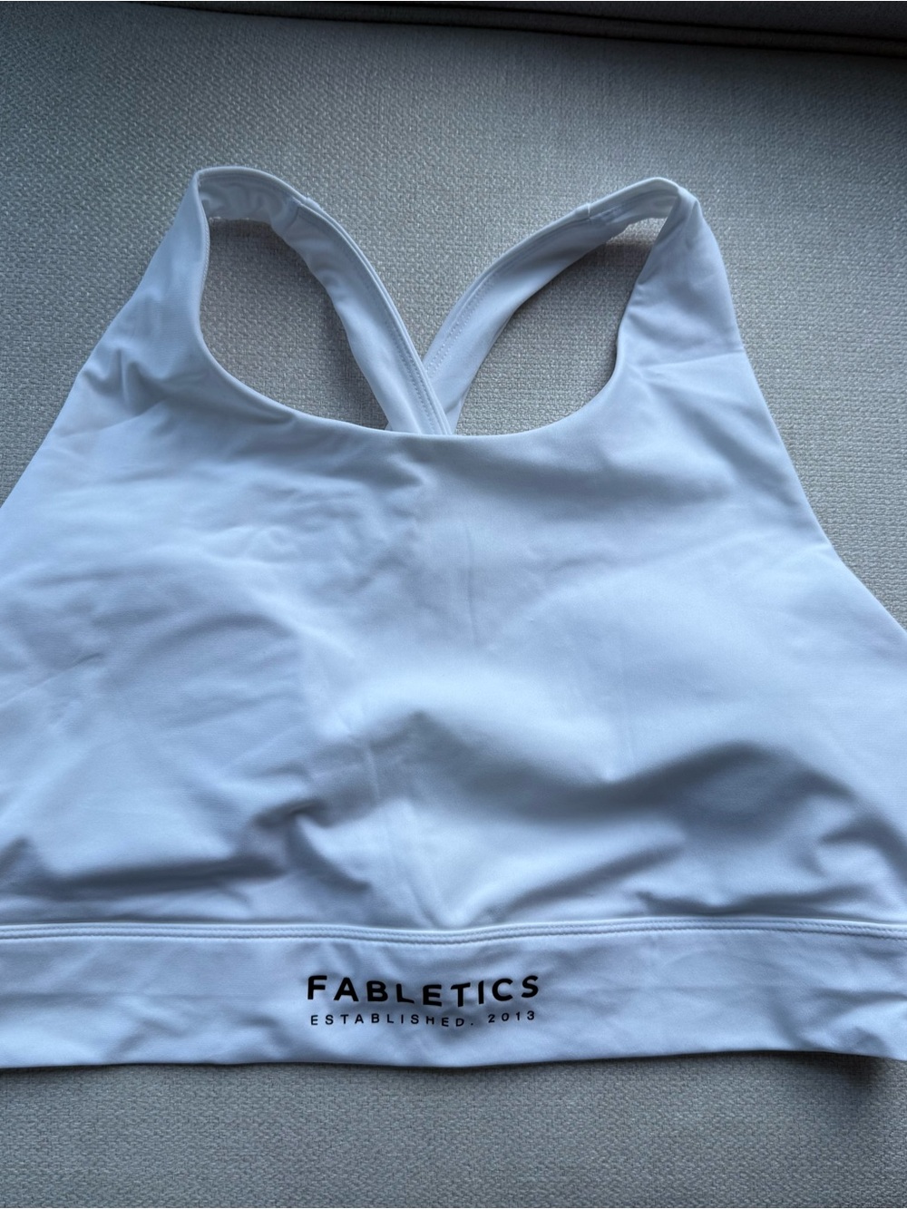 Fabletics White Crossback Sports Bra NWOT